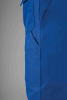 Latzhose mit aufgesetzter Latztasche in kornblau/weinrot